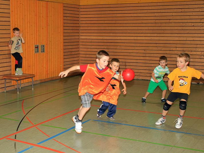 HANDBALL einmal anders